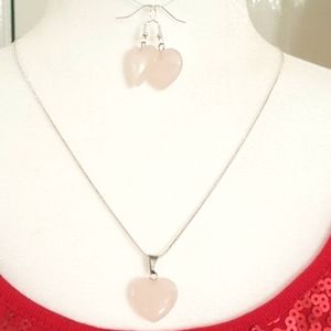 NWOT stone heart necklace & earring set.